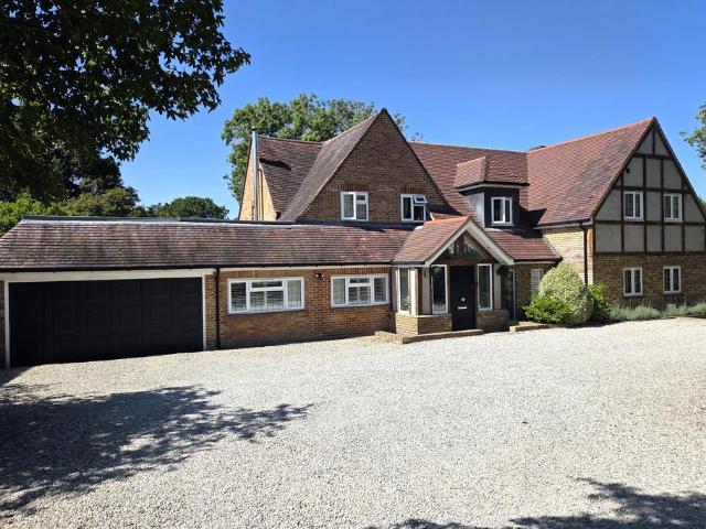 House for sale in Denmead, Hampshire
