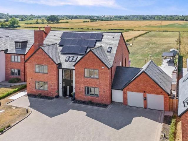 House for sale in Moreton Morrell, Stratford-on-Avon