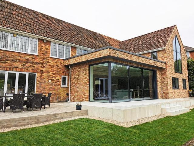 House for sale in Gerrards Cross, Tatling End