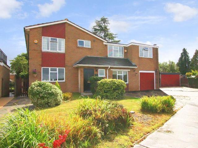 House for sale in London Borough of Croydon, Greater London