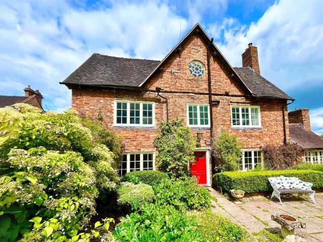 House for sale in Iron-bridge, Shropshire
