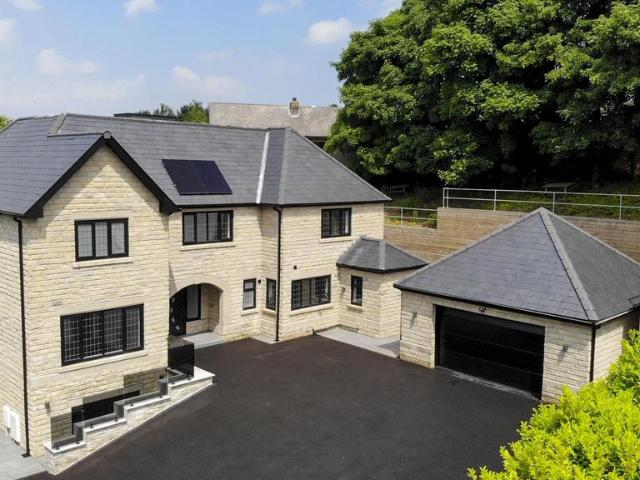 House for sale in Flax Moss, Irwell Vale