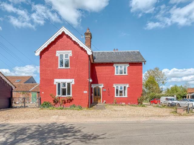 House for sale in East Tuddenham, Norfolk