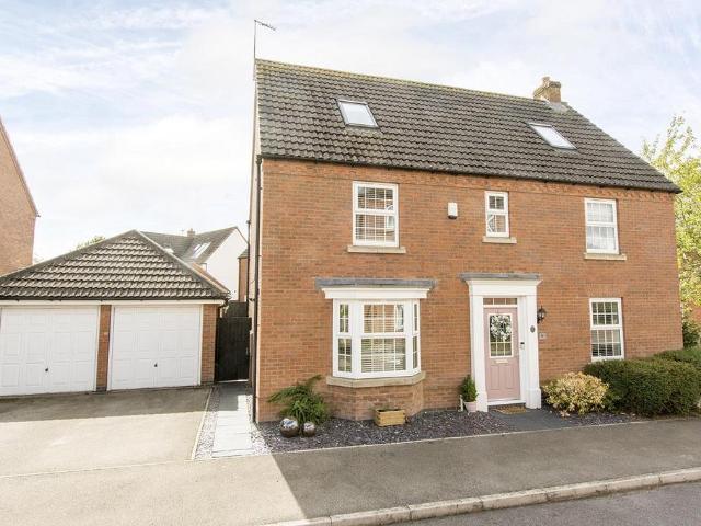 House for sale in Stanford On Avon, Leicestershire