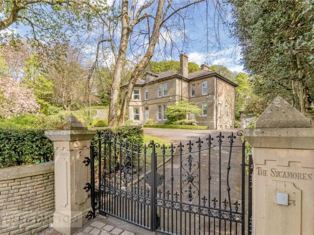 House for sale in Saddleworth, Pendock