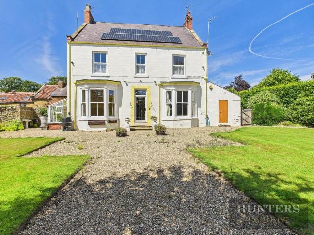 House for sale in Newby and Scalby, North Yorkshire