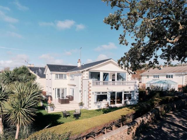 House for sale in Penweathers, Isle Of Man