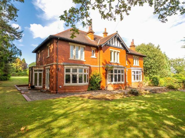 House for sale in Oatlands, Harrogate