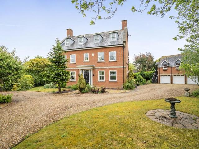 House for sale in Chedburgh, Suffolk