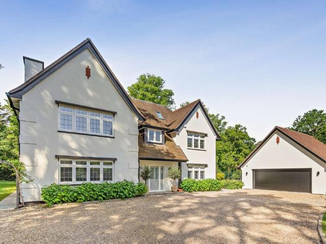 House for sale in Wrecclesham, Fole