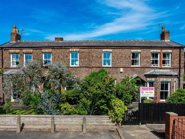 House for sale in Great Crosby