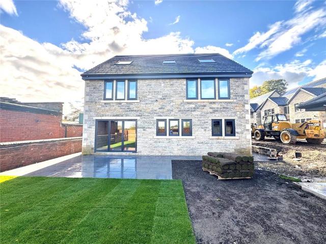 House for sale in Horbury, West Yorkshire