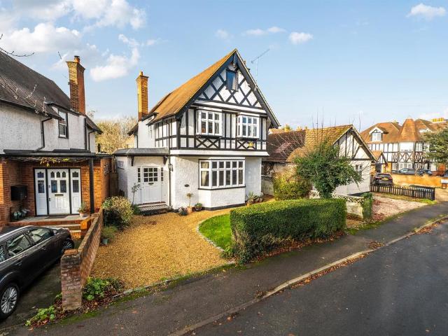 House for sale in Swallow, Buckinghamshire