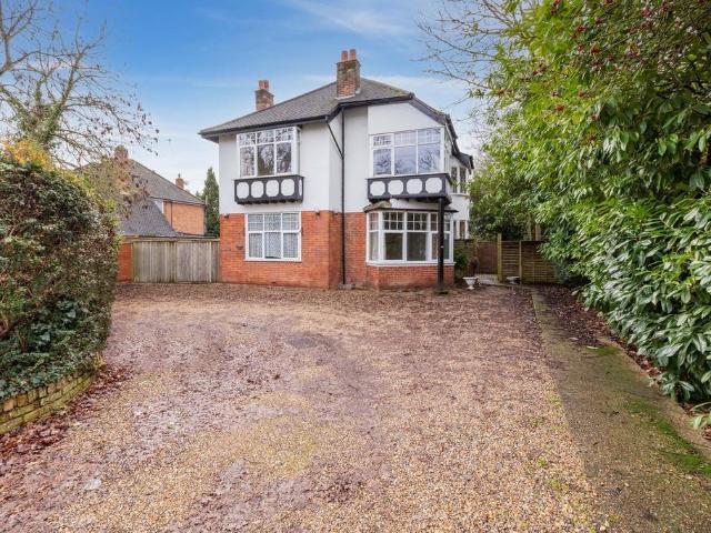 House for sale in Slough