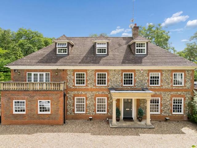 House for sale in Farnham Common, Buckinghamshire
