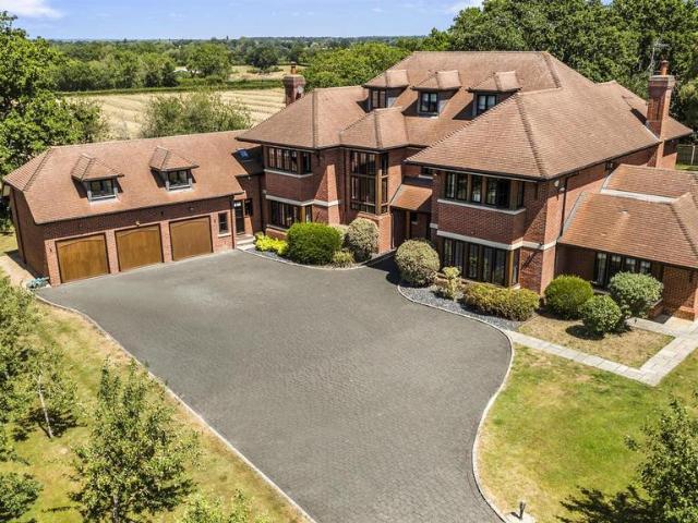 House for sale in Winkfield Row, Winkfield