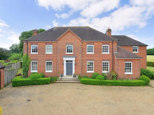 House for sale in Littlecote, West Sussex