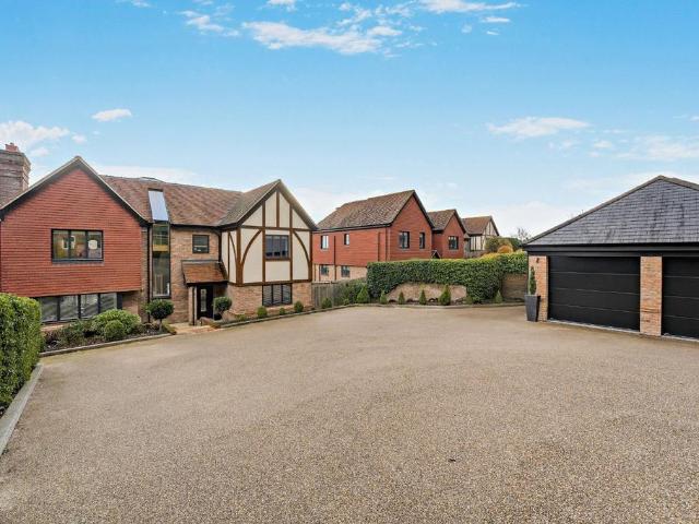 House for sale in Wrotham, Bourne Vale