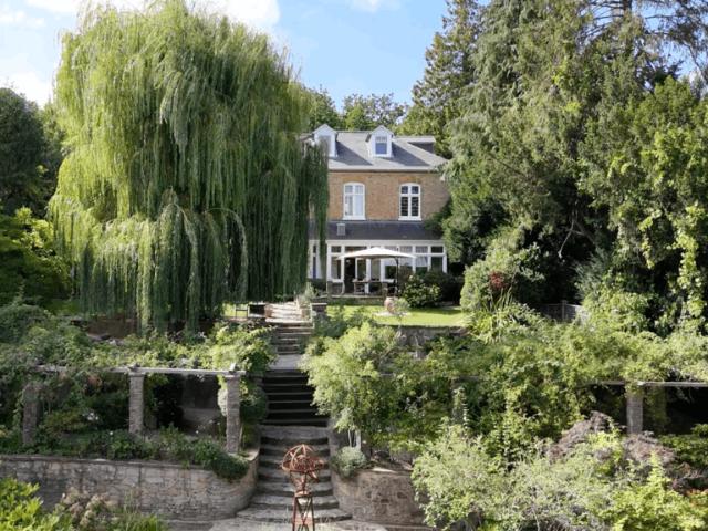House for sale in London Borough of Croydon, Kenley