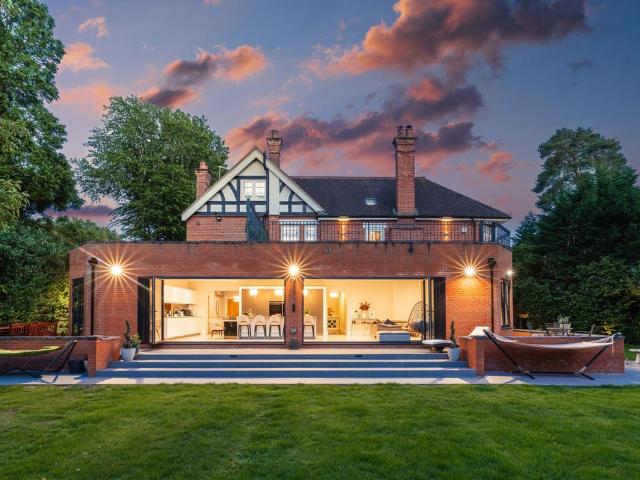 House for sale in Buckler's Park, Crowthorne