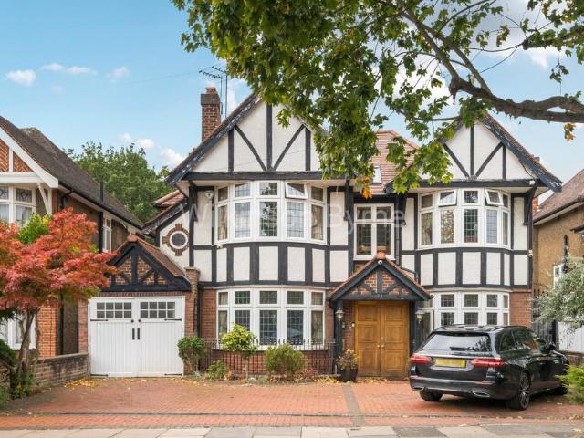 House for sale in Greater London