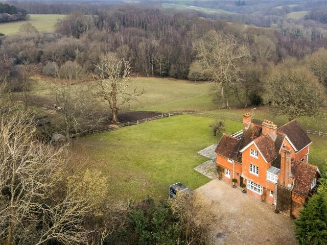 House for sale in Heathlands, East Sussex