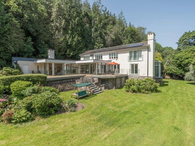House for sale in Strode, Devon