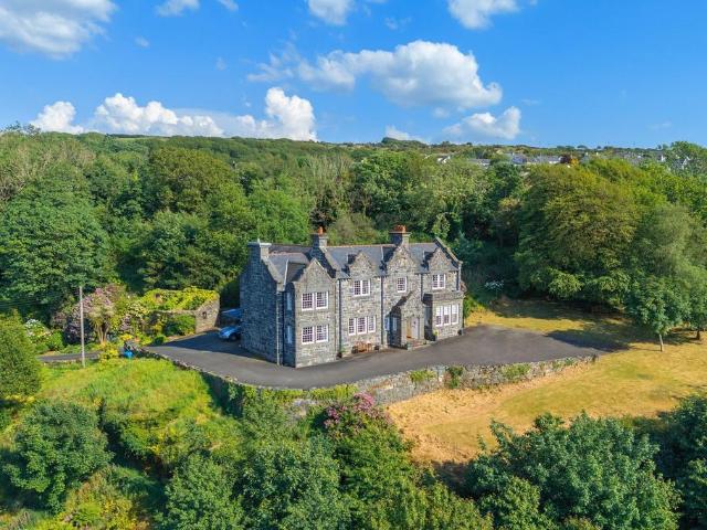 House for sale in Harlech