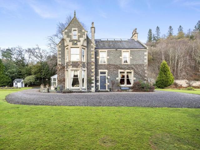 House for sale in Peebles, Scotland