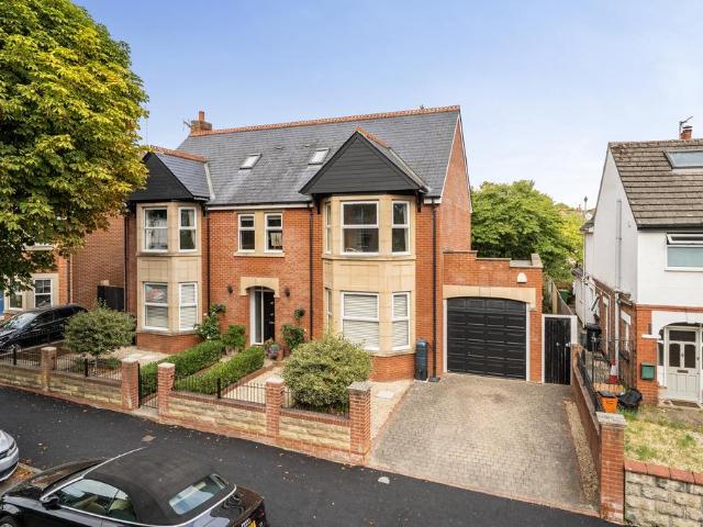 House for sale in Rodbourne, Swindon