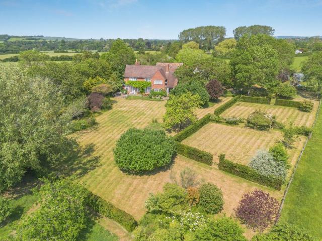 House for sale in Little Honington, Stratford-on-Avon