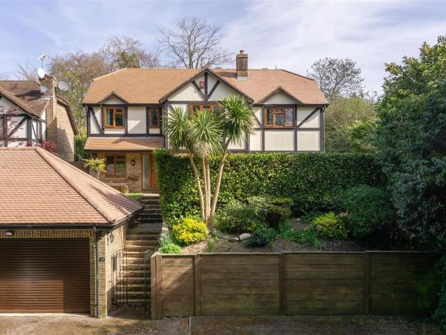 House for sale in Glynde, West Sussex