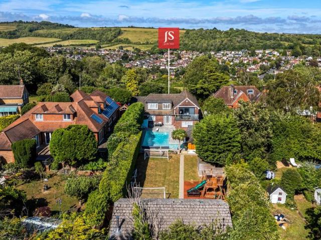 House for sale in Worthing, West Sussex