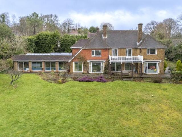 House for sale in Crowborough Warren, Cross In Hand