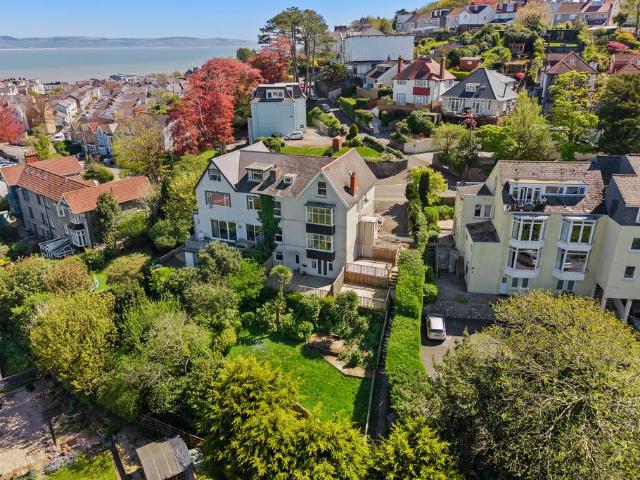 House for sale in Rotherslade, Newton