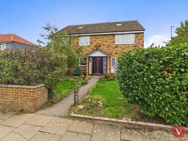 House for sale in Hockwell Ring, Leagrave