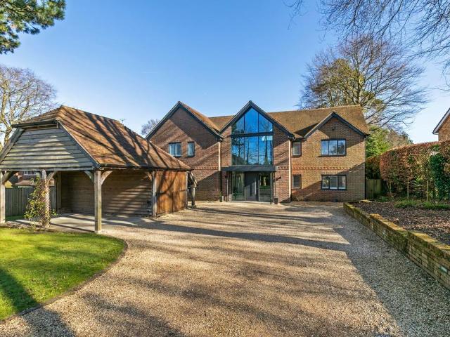 House for sale in Harestock, Hampshire