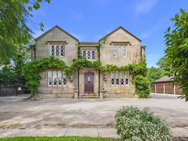 House for sale in Melling, Sefton