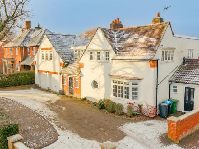 House for sale in Stanford On Avon, Leicestershire