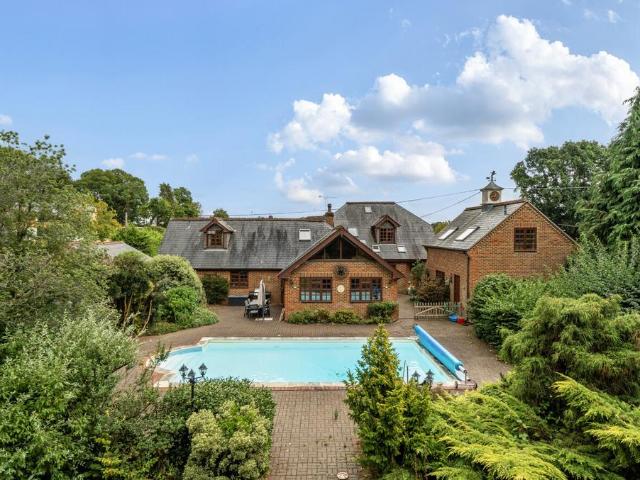 House for sale in Melchet End, Test Valley