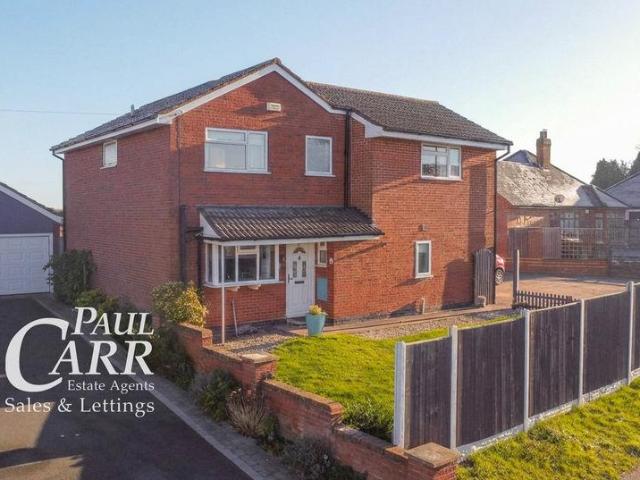 House for sale in Gun Hill, Warwickshire