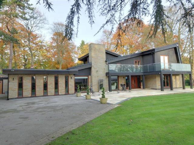 House for sale in Swanland, East Riding Of Yorkshire