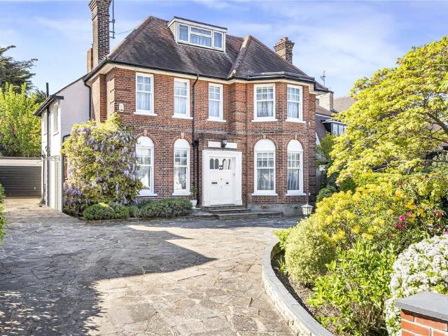 House for sale in Whetstone, Oakleigh Park