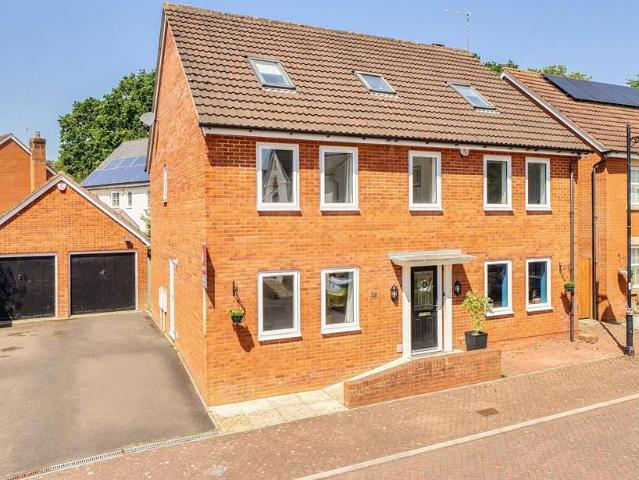 House for sale in Somerset