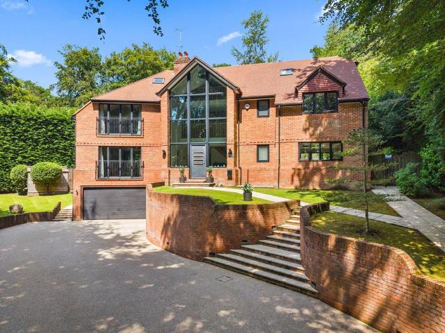 House for sale in Tylers Green, Buckinghamshire
