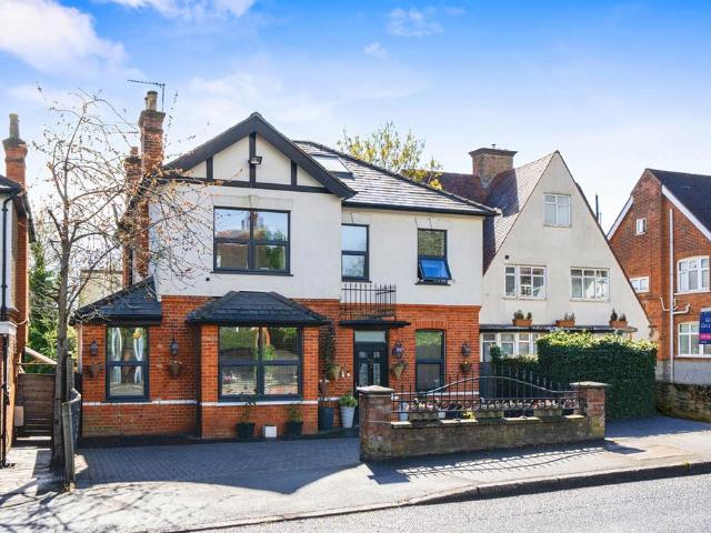 House for sale in Northwood, Greater London