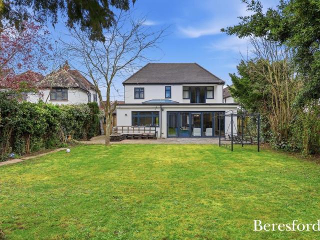 House for sale in Hutton, Navestock Side