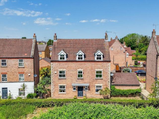 House for sale in Potters Corner, East Midlands