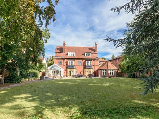 House for sale in Jesmond, Tyne And Wear