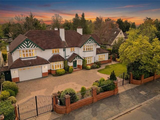 House for sale in Emerson Park, Greater London
